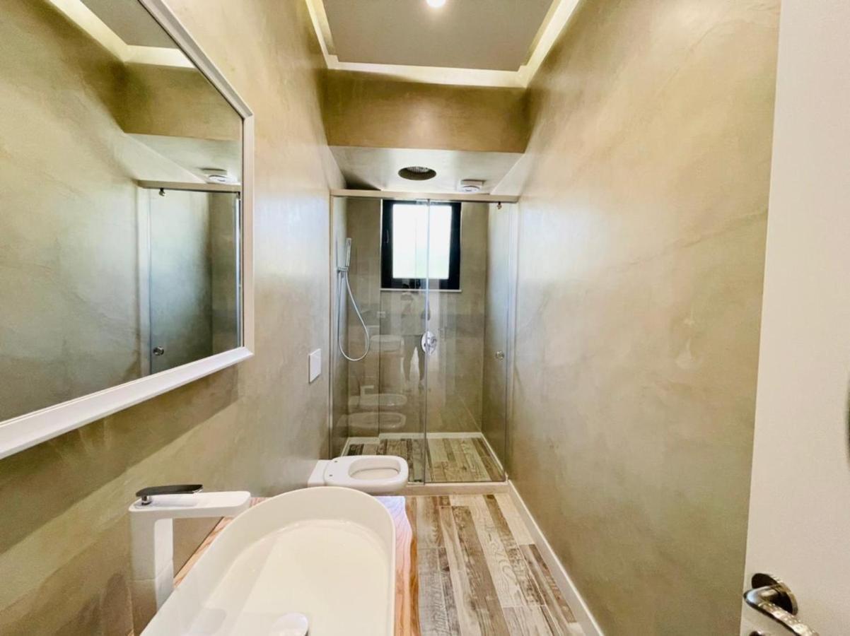 Adriatik Hotel Vlorë Εξωτερικό φωτογραφία