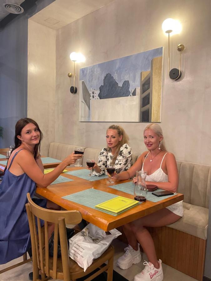 Adriatik Hotel Vlorë Εξωτερικό φωτογραφία