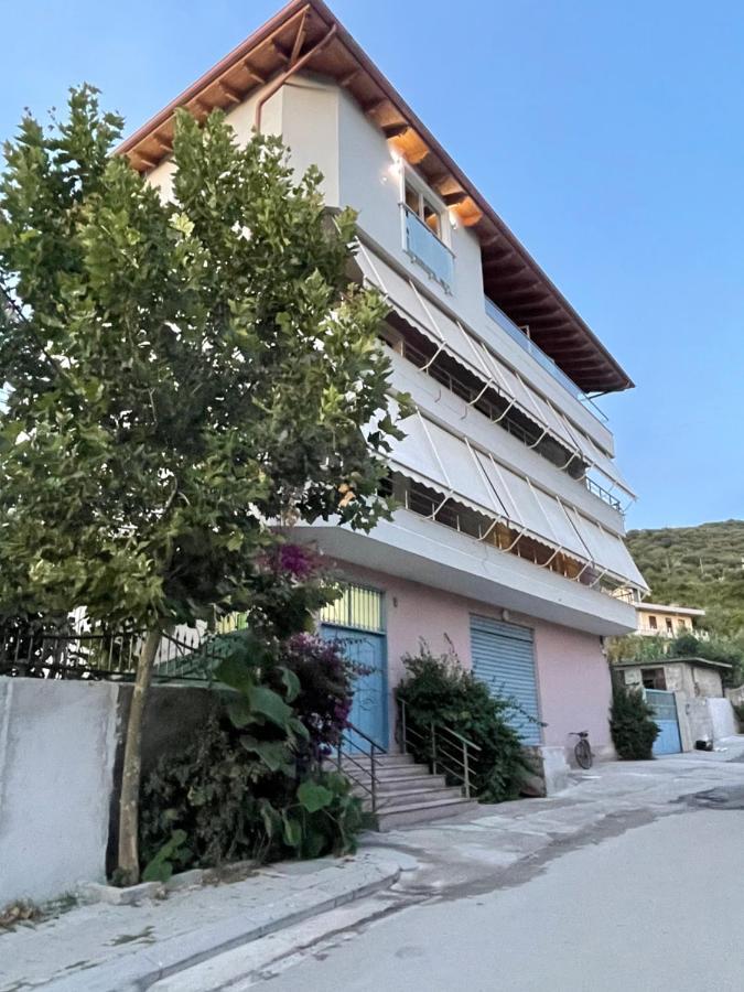 Adriatik Hotel Vlorë Εξωτερικό φωτογραφία