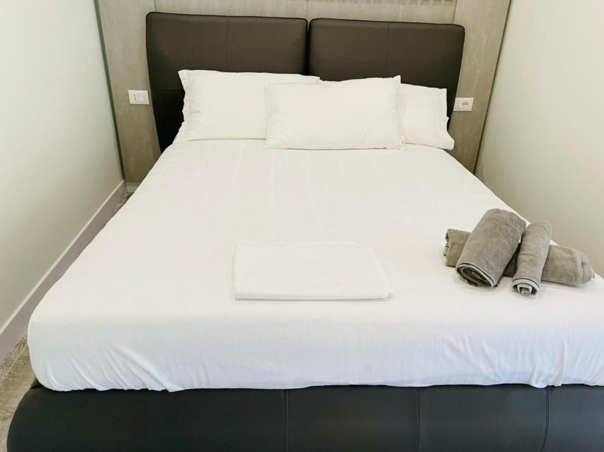 Adriatik Hotel Vlorë Εξωτερικό φωτογραφία